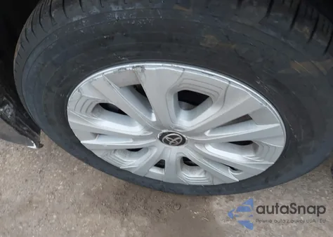 2019 Toyota Prius Le from USA, damaged, VIN JTDKARFU2K3090953